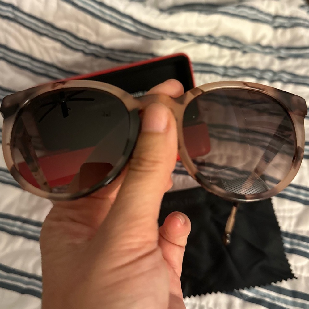 Carolina Herrera HER Havana pink tortoise sunglasses